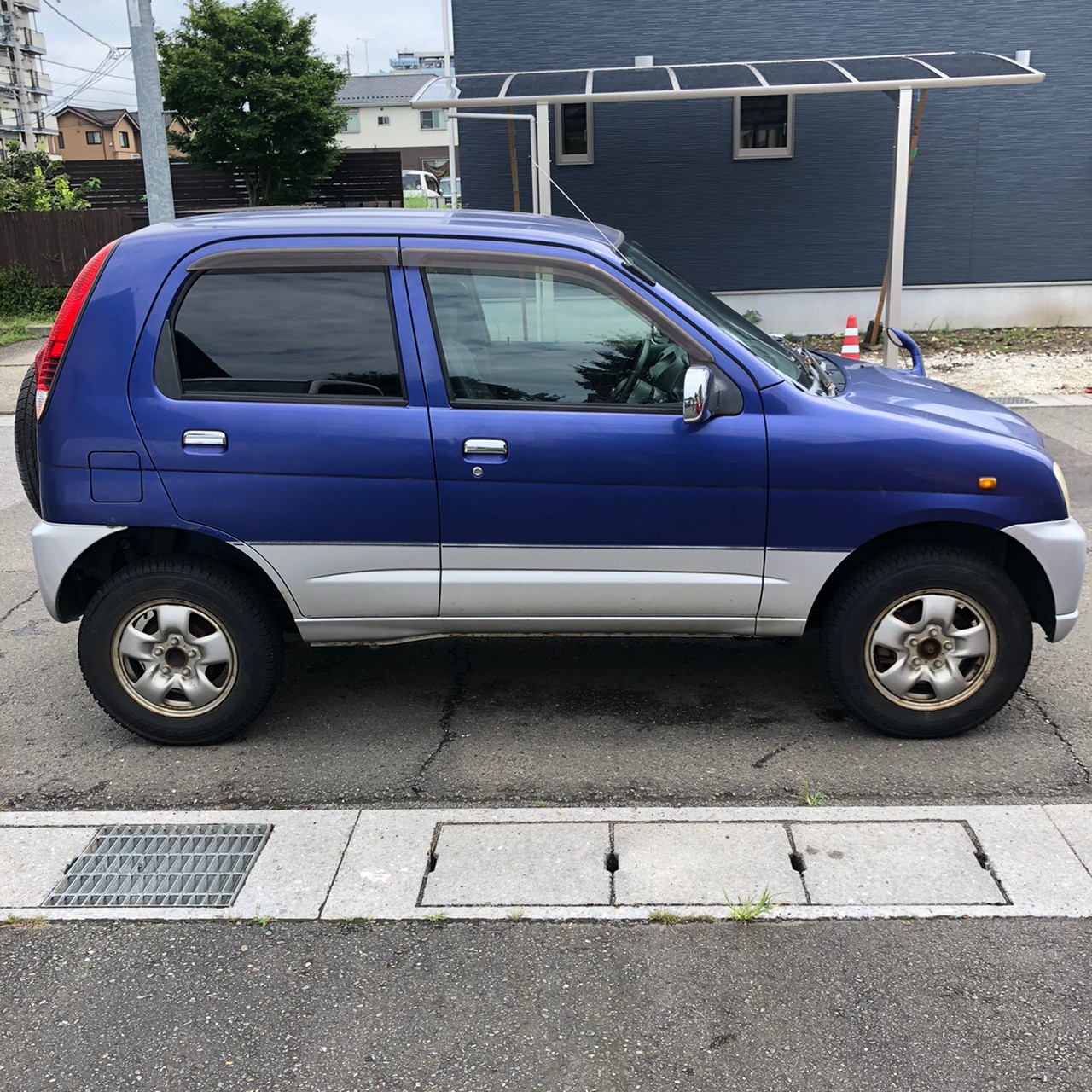 sold】【値下】総額9.9→7.9万円☆4WD☆ターボ☆平成15年式 ダイハツ