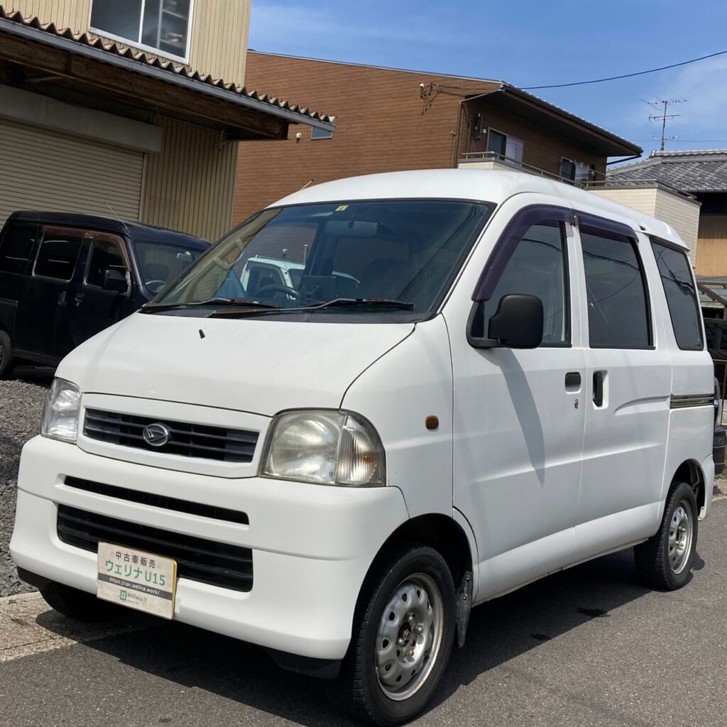 sold】総額14.0万円☆車検R6年8月☆4WD☆ポータブルナビTV☆車内フラットオートマ軽箱バン☆ダイハツ ハイゼットカーゴ DX 4WD( S210V) 18.0万キロ 平成16年式 ホワイト | 岐阜激安中古車ショップ【ウェリナU15】