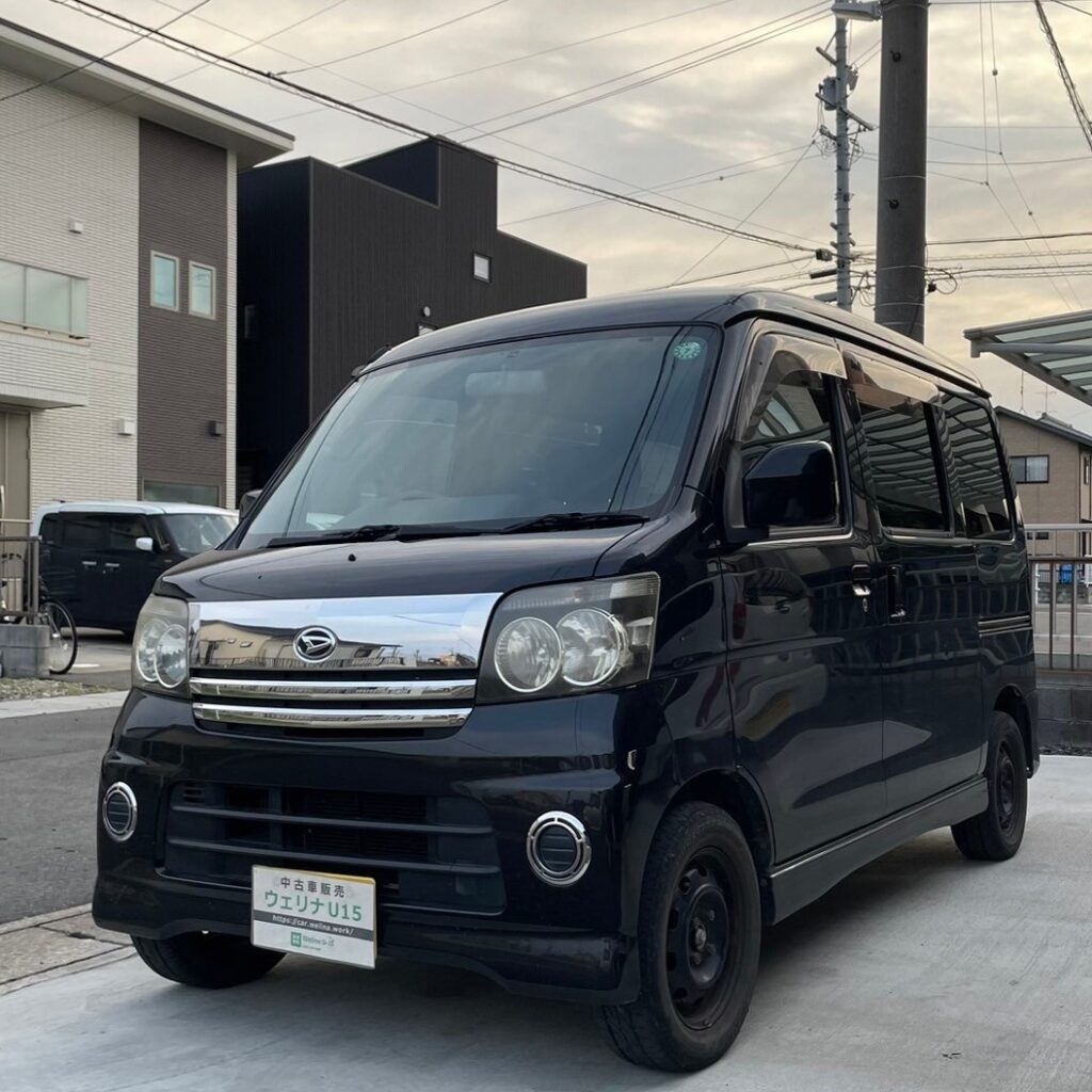 sold】総額19.9万円☆ターボ☆4WD☆ナビTV☆タイベル済み☆平成17年式ダイハツアトレーワゴン4WDカスタムターボR(S330G)17.0万キロ車検令和8年1月  ブラック | 岐阜激安中古車ショップ【ウェリナU15】