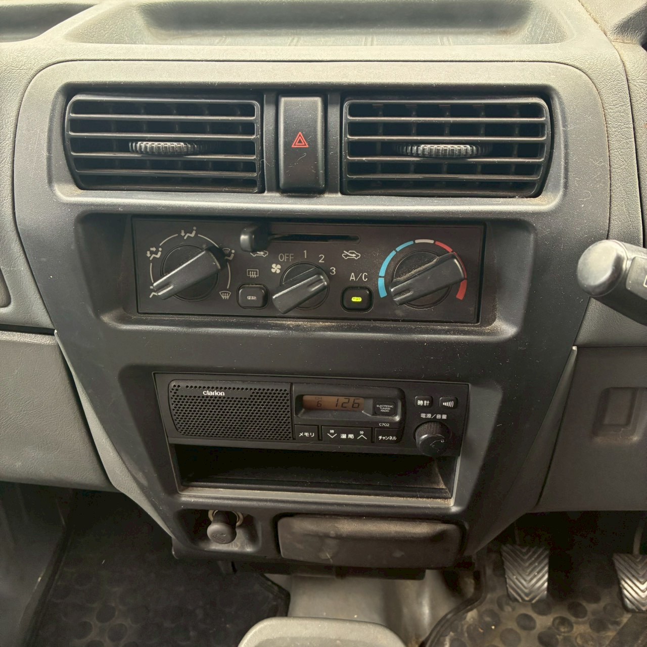 LINE_ALBUM_10187クリッパー バン_251118_23