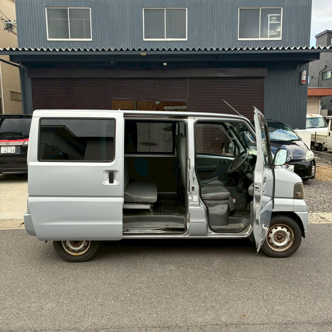 LINE_ALBUM_10187クリッパー バン_251118_15