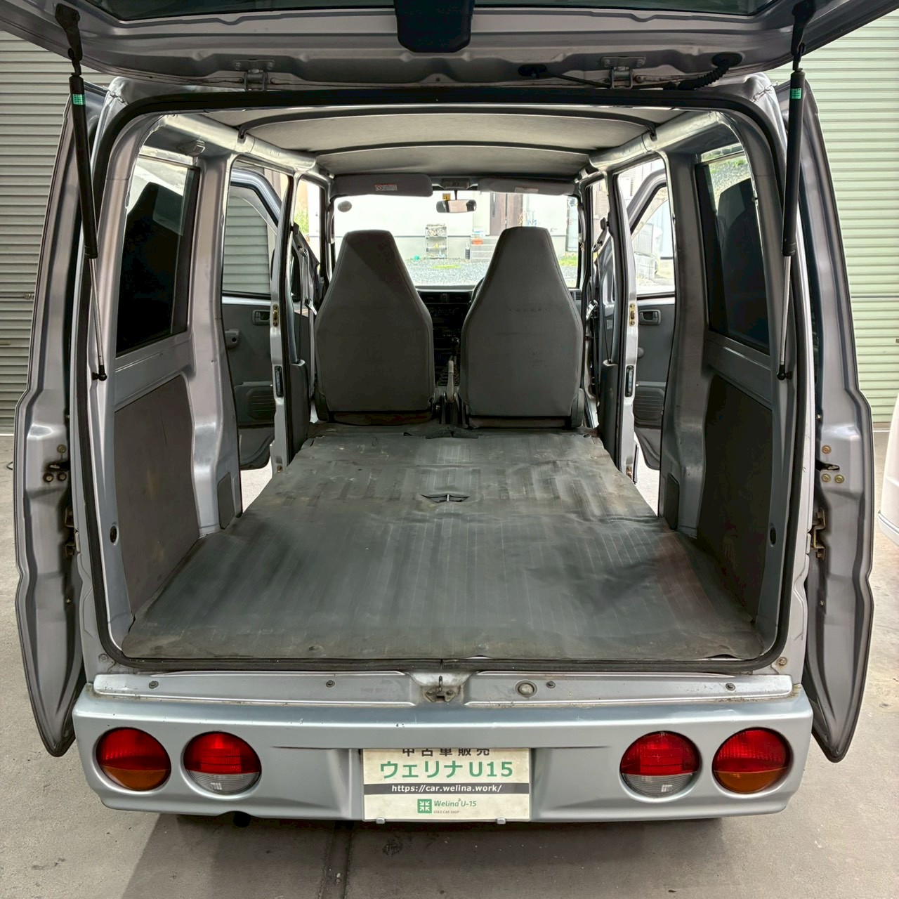 LINE_ALBUM_10187クリッパー バン_251118_26