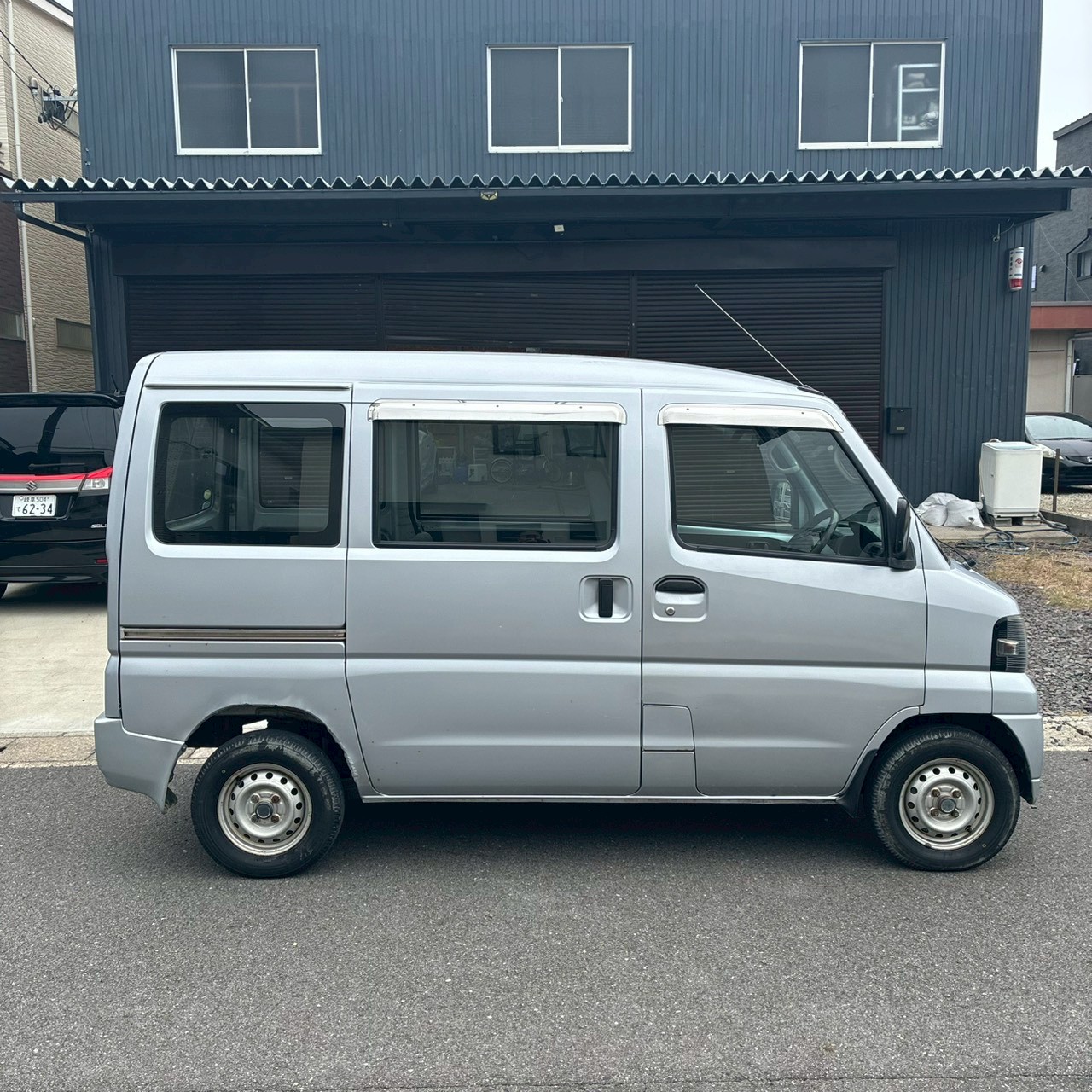 LINE_ALBUM_10112ミニキャブバン_251104_7