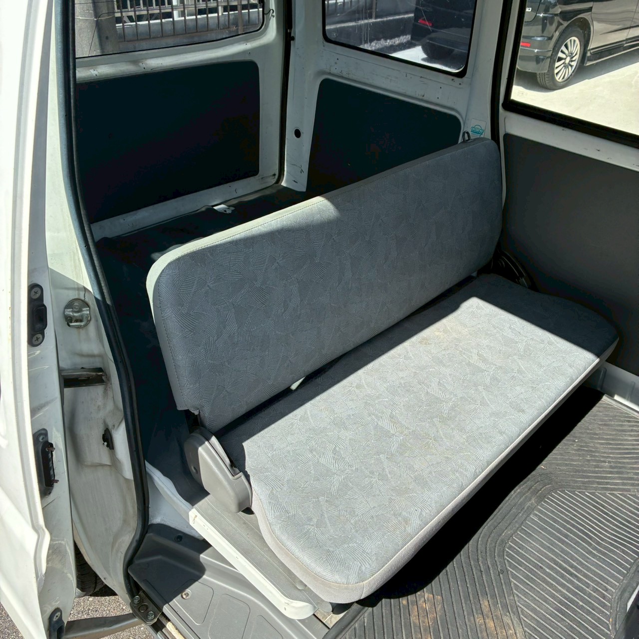 LINE_ALBUM_1044ミニキャブバン_251212_22