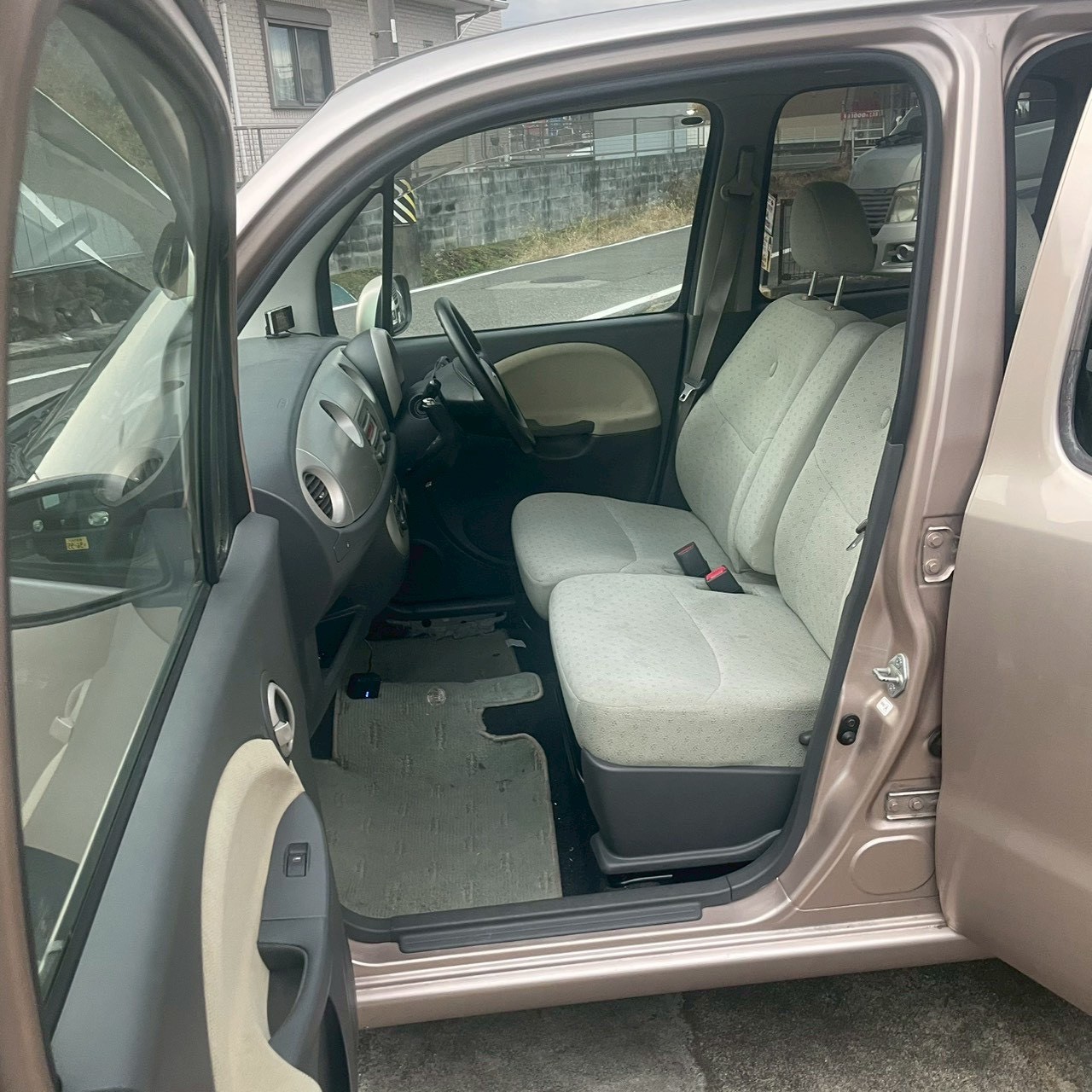 LINE_ALBUM_N1208ムーヴラテ_251212_4