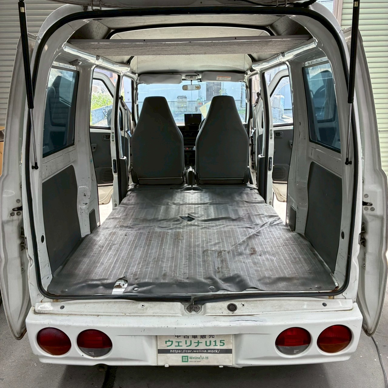 LINE_ALBUM_1044ミニキャブバン_251212_33